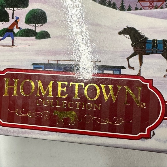 💥SOLD💥 Pine Ridge Lodge Hometown Collection puzzle 300 pieced - Picture 8 of 8